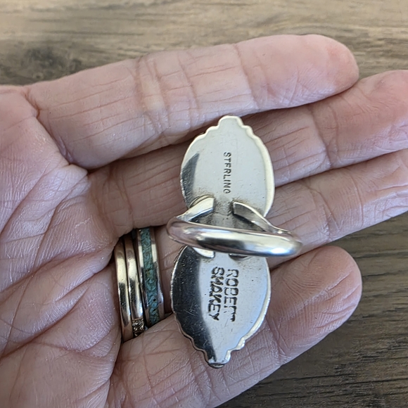 Native American Pink Conch Sterling Silver Ring - Picture 4 of 5